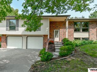 1732 Pinedale Ave, Lincoln, NE 68506