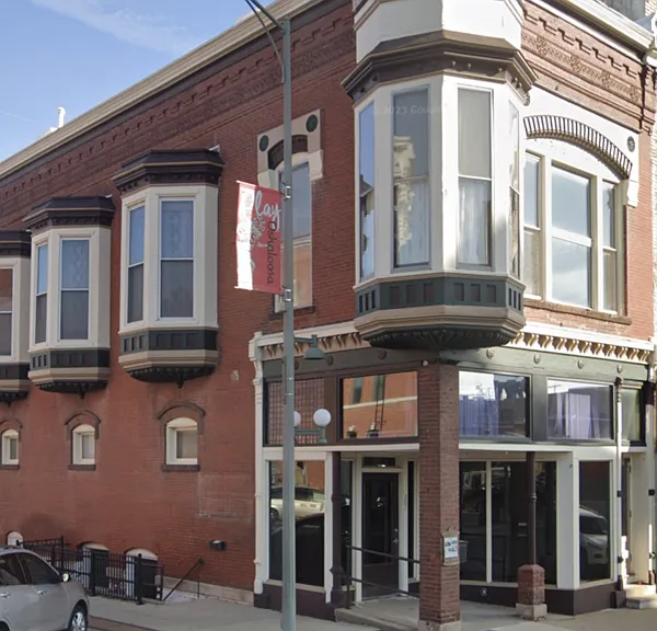 108 N 1st St — Photo 3