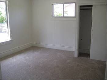 2nd image of 668 W Lennox St