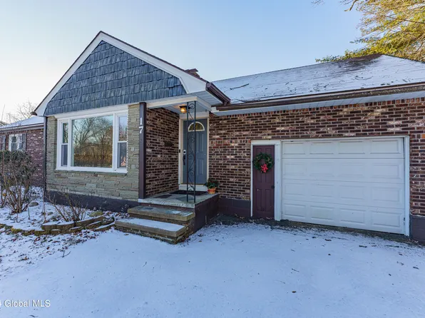 17 Cumberland Place, Glenville, NY 12302