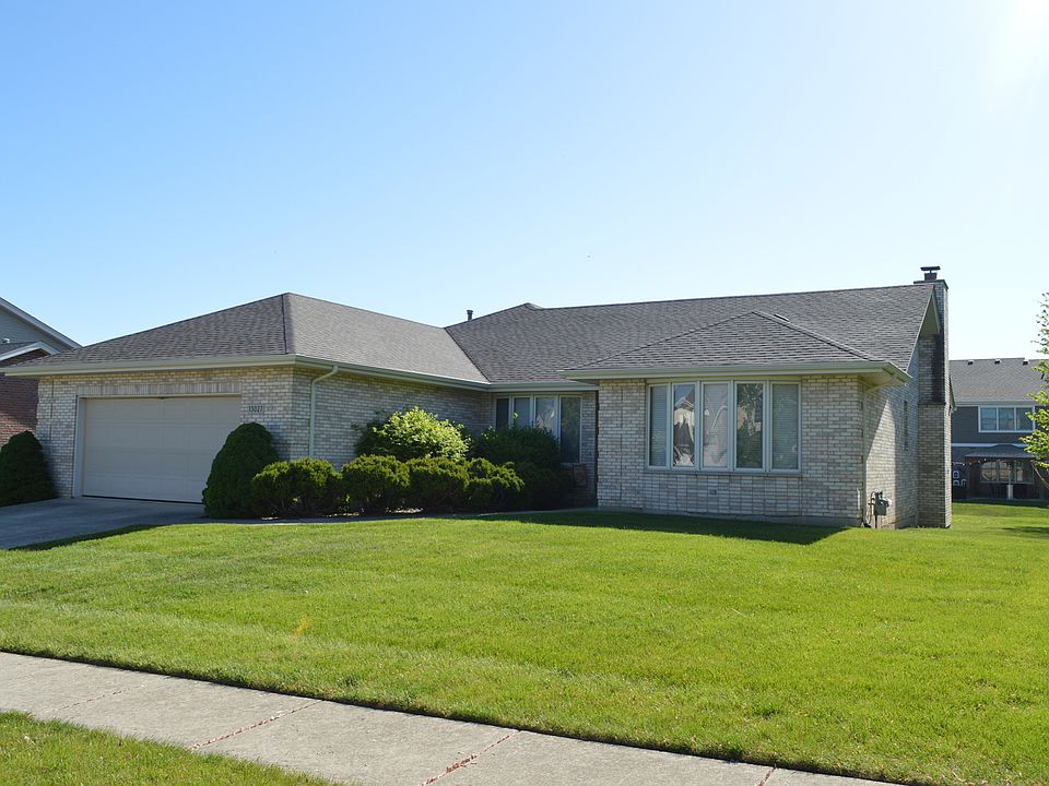 2nd image of 13027 Blue Grass Dr
