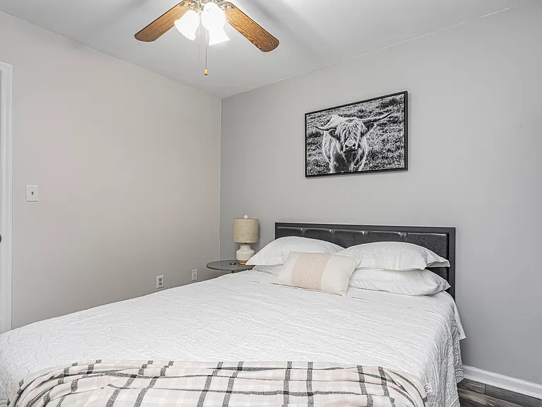 1100 Hulon Ln — Photo 11