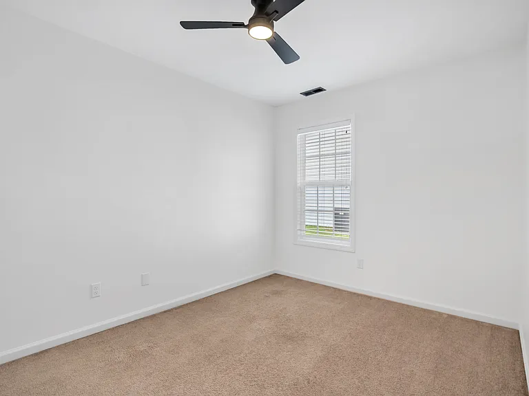 1944 Yellowbrick Rd — Photo 24