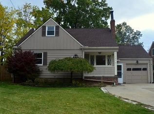 20581 Hilliard Blvd, Rocky River, OH 44116
