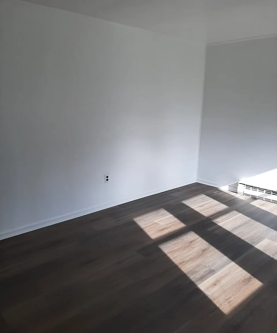 4 bed, 1000 sqft, $1,600 — Photo 4