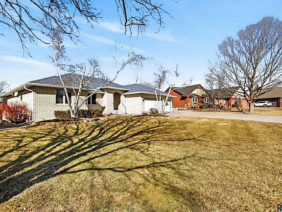 4th image of 1244 S Stoney Pointe Ct