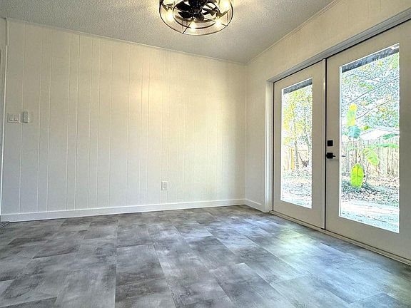 3rd image of 7959 Coronet Dr