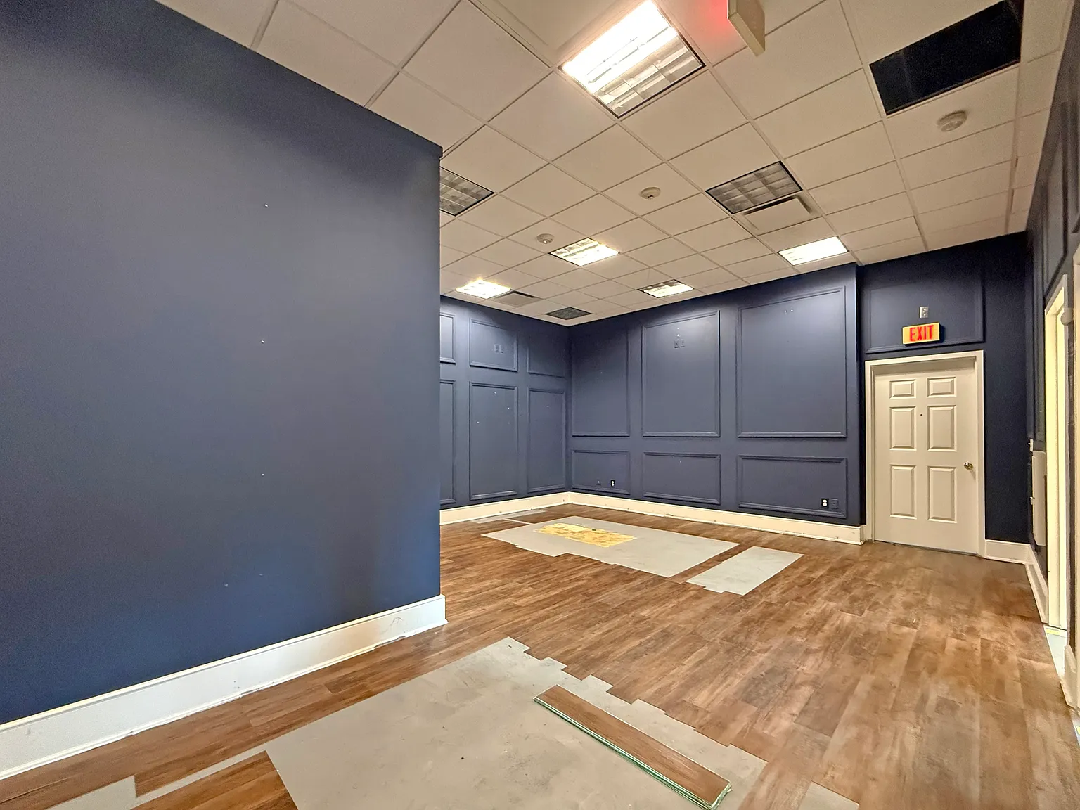 Office Space For Rent In Center Moriches — Photo 3