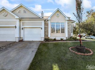 1 Severn Way, Monroe Township, NJ 08831