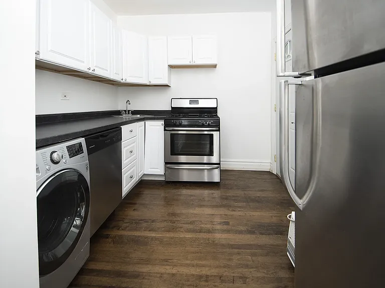 3702 N Hoyne Ave #3 — Photo 3