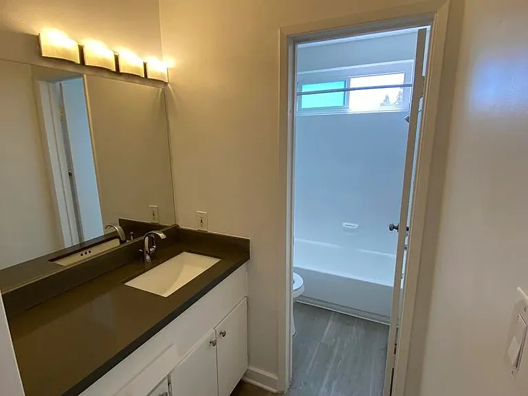 5307 Sepulveda Blvd. — Photo 31