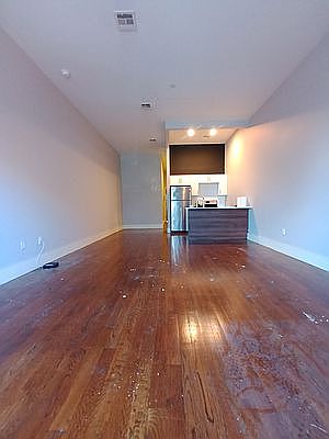 2nd image of 41 Kosciuszko St #2B