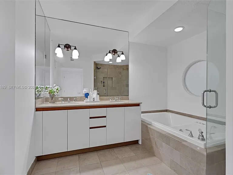 1500 Ocean Dr #505 — Photo 19