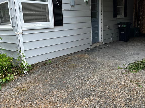 5th image of 915 Rolridge Ave