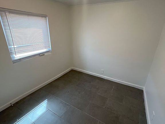 4th image of 1216 High St SE Unit C