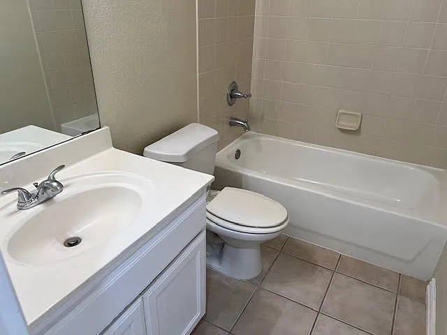 2012 Hopkins Dr — Photo 34