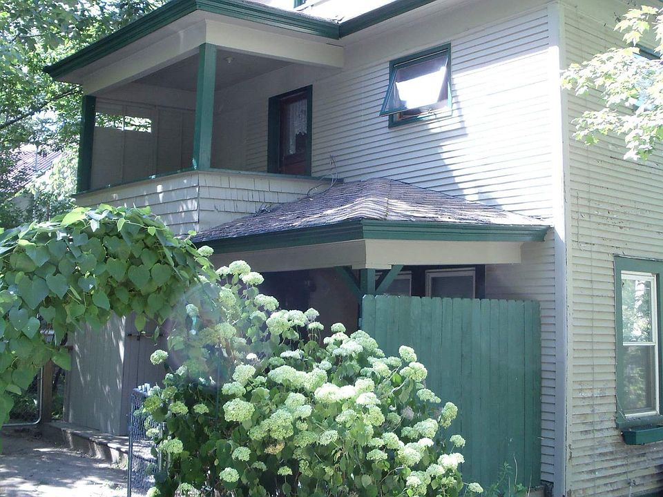 48 Lake Street side