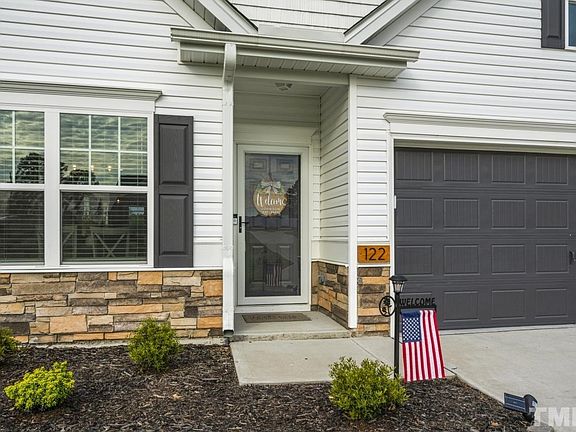 2nd image of 122 Barbour Farm Ln
