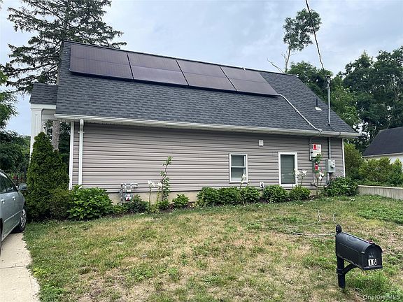 2nd image of 16 Oak Avenue