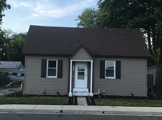 214 South St, Smithton, IL 62285