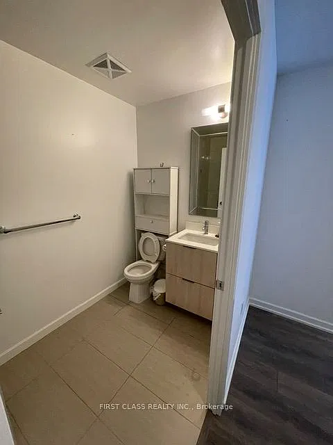 50 Forest Manor Rd — Photo 4