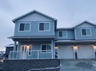 8 Berlona Dr, Selah, WA 98942