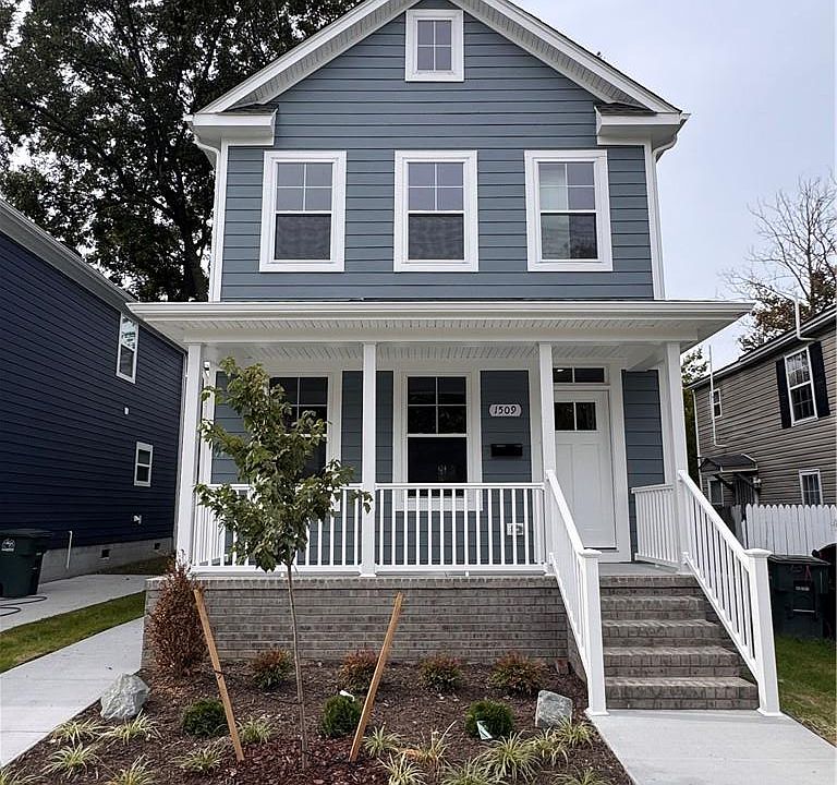 1st image of 1509 Selden Ave