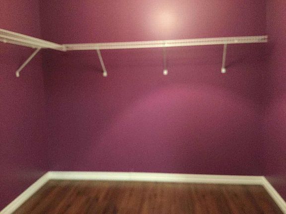 3rd image of 30 Edgehill Dr