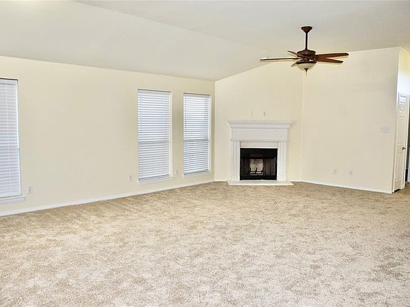 2nd image of 1313 Camden Yard Dr