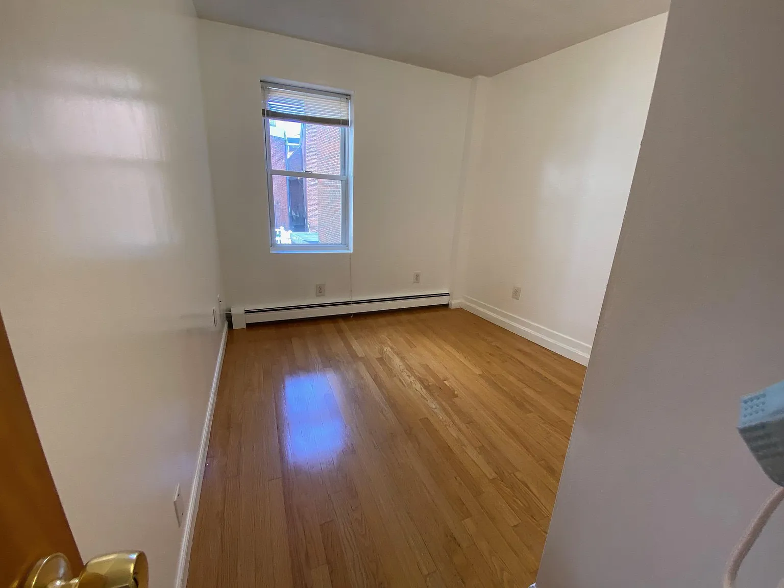 20 Hanover Avenue — Photo 4