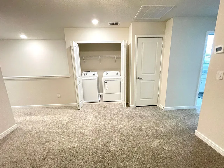 Multipurpose loft area with laundry room