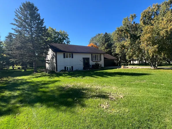 10407 Navajo St, Wadena, MN 56482