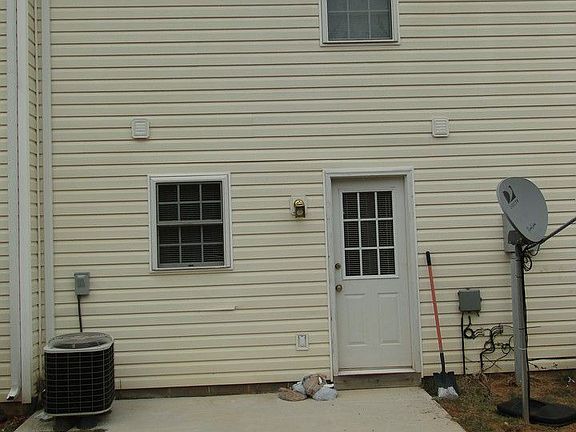 2nd image of 1099 Blane Dr