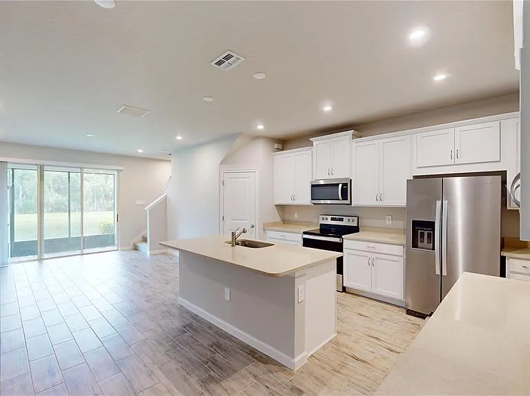 26130 Fantasy Sky Ln — Photo 4