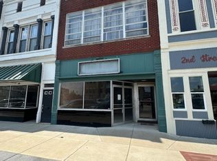 113 S 2nd St, Boonville, IN 47601