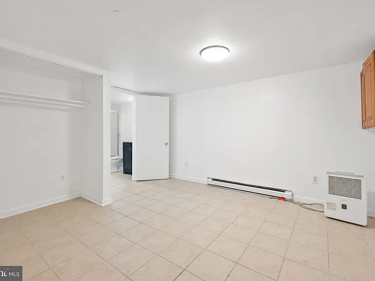 5122 Fairglen Ln — Photo 23