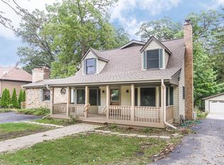 0S415 Winfield Rd, Winfield, IL 60190