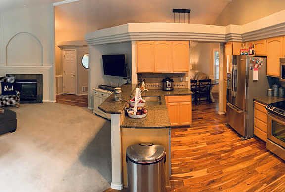 5th image of 6058 N Madellaine Dr
