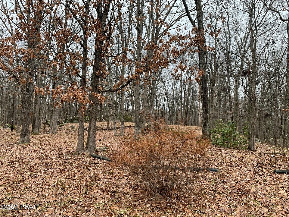 2nd image of 131 Mountain View Dr
