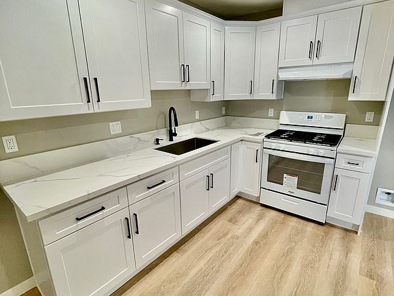 2nd image of 2022 Eleanore Dr #B