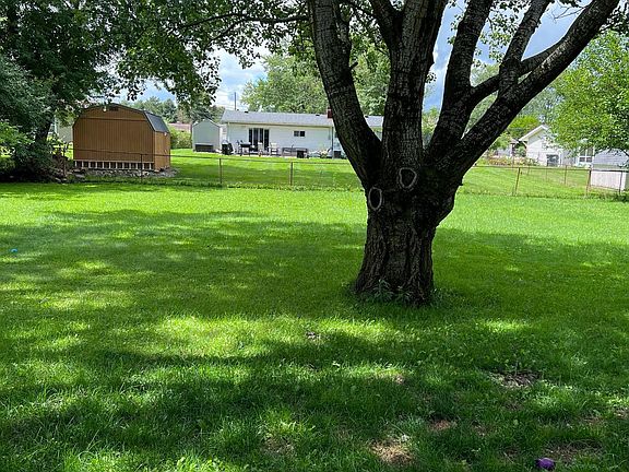 2nd image of 1688 Dannley Dr
