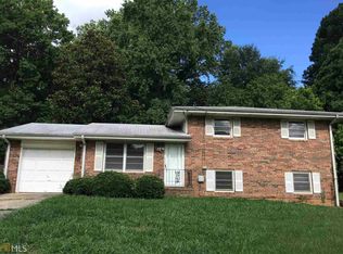 2530 Burton Cir, Morrow, GA 30260