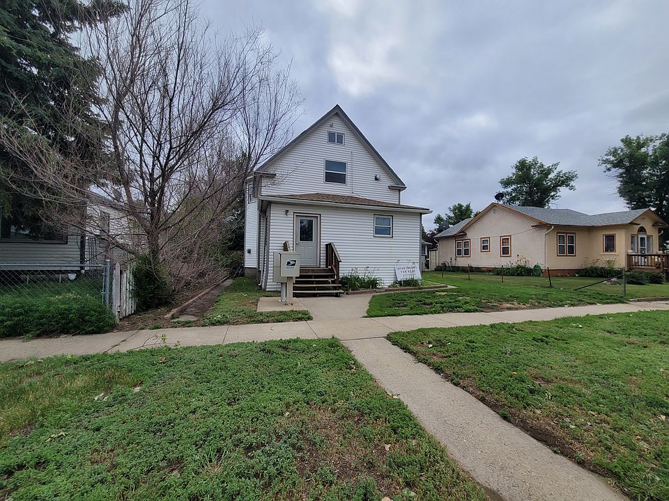 2nd image of 117 N Sargent Ave