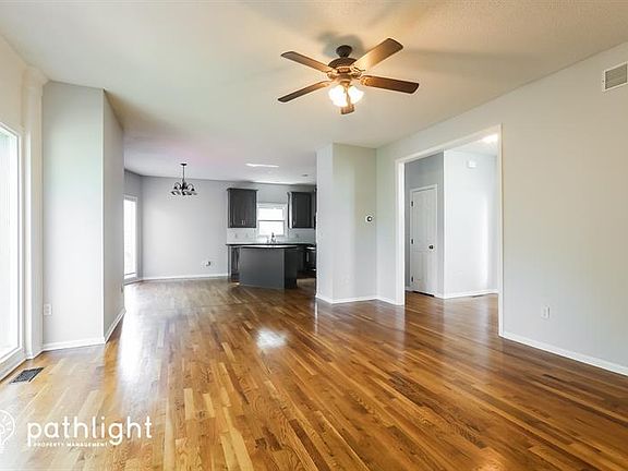 4th image of 7908 W 142nd St