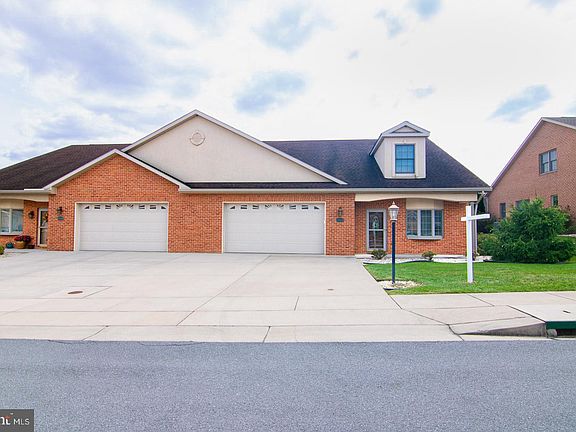 2nd image of 19413 Moonstone Dr