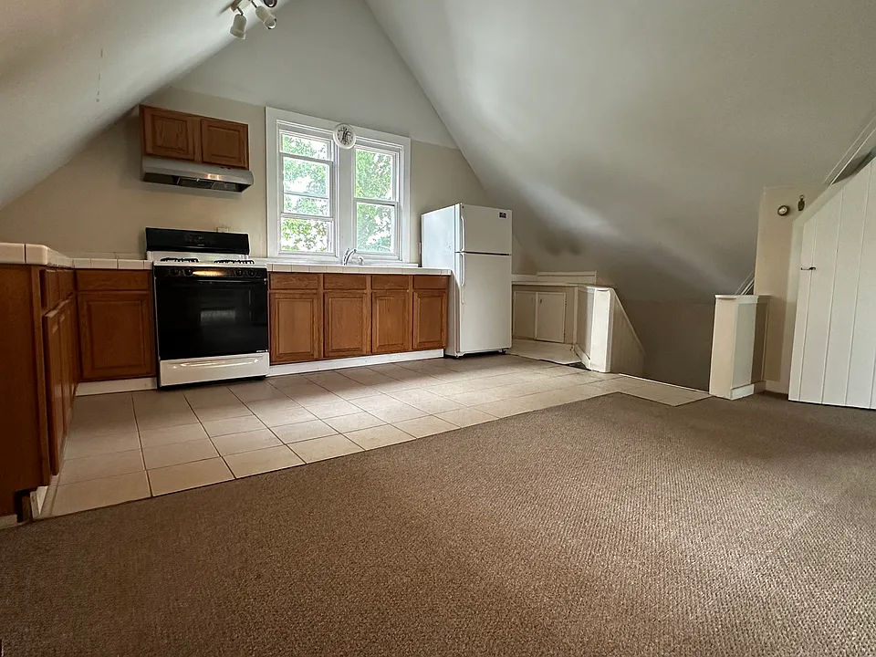 1268 Quinnipiac Ave #3-0