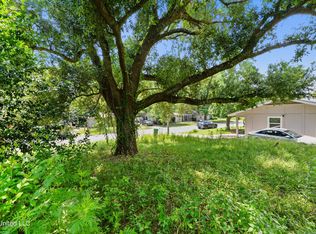 2908 Pineland Dr, Gulfport, MS 39501