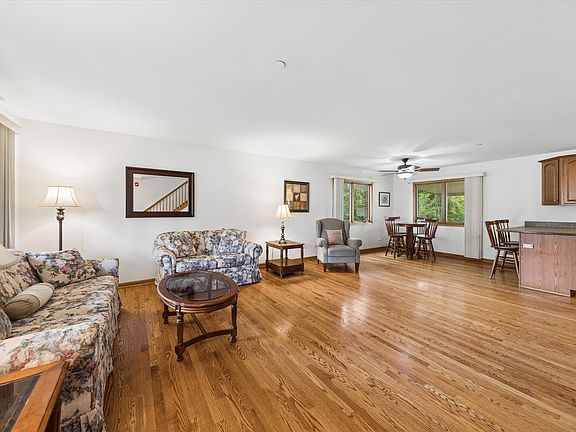 4th image of 7024 Garden Ln