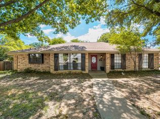 420 Merriman Dr, Highland Village, TX 75077