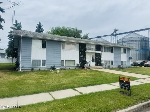 515 4th St, Cando, ND 58324